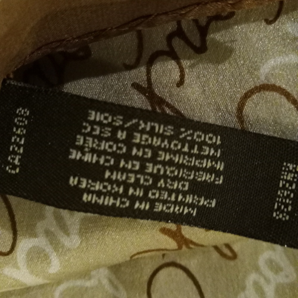 Coach Scarf - Picture 3 of 3